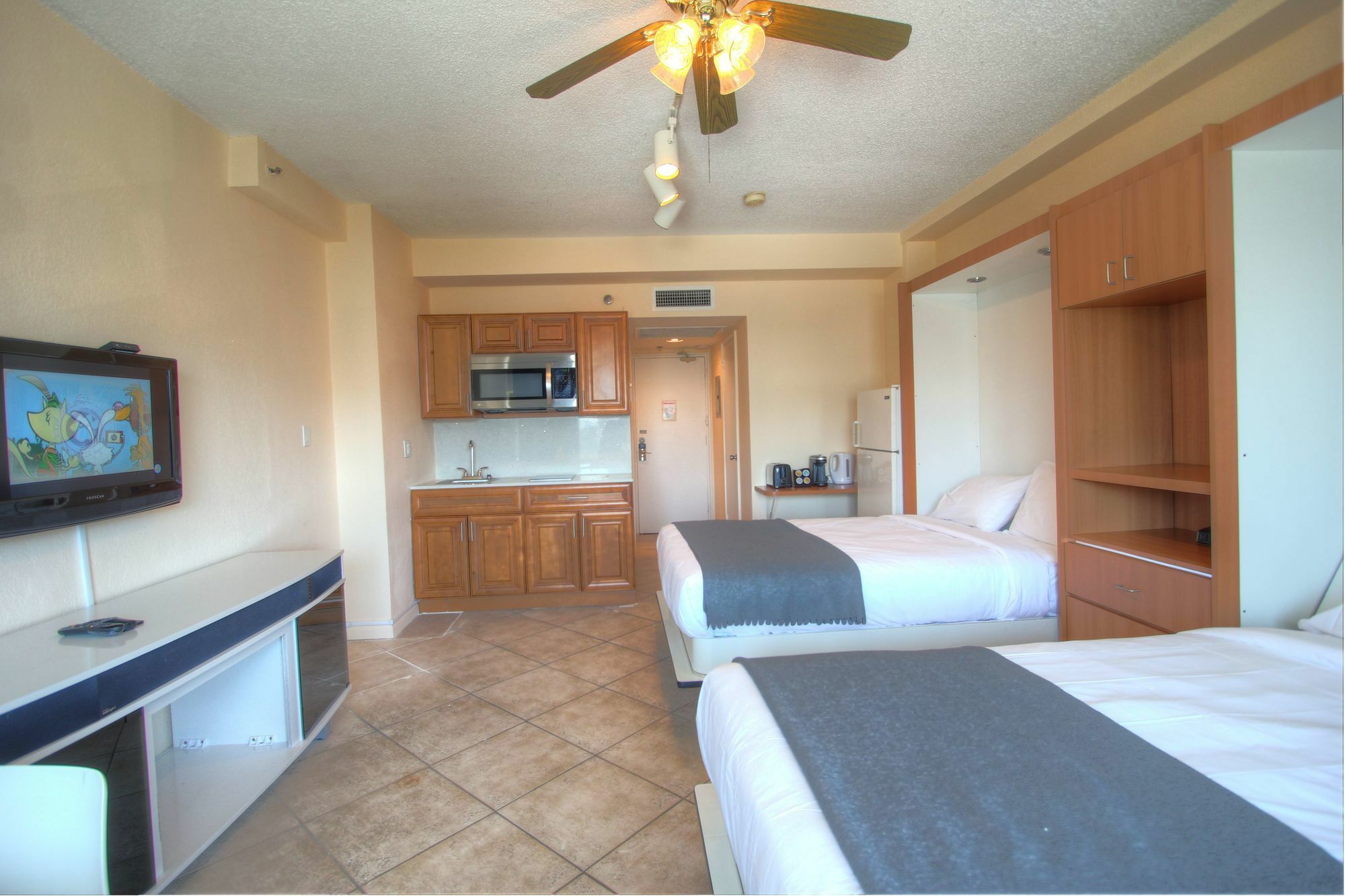 Private Apartments At The Casablanca Miami Beach Exterior foto