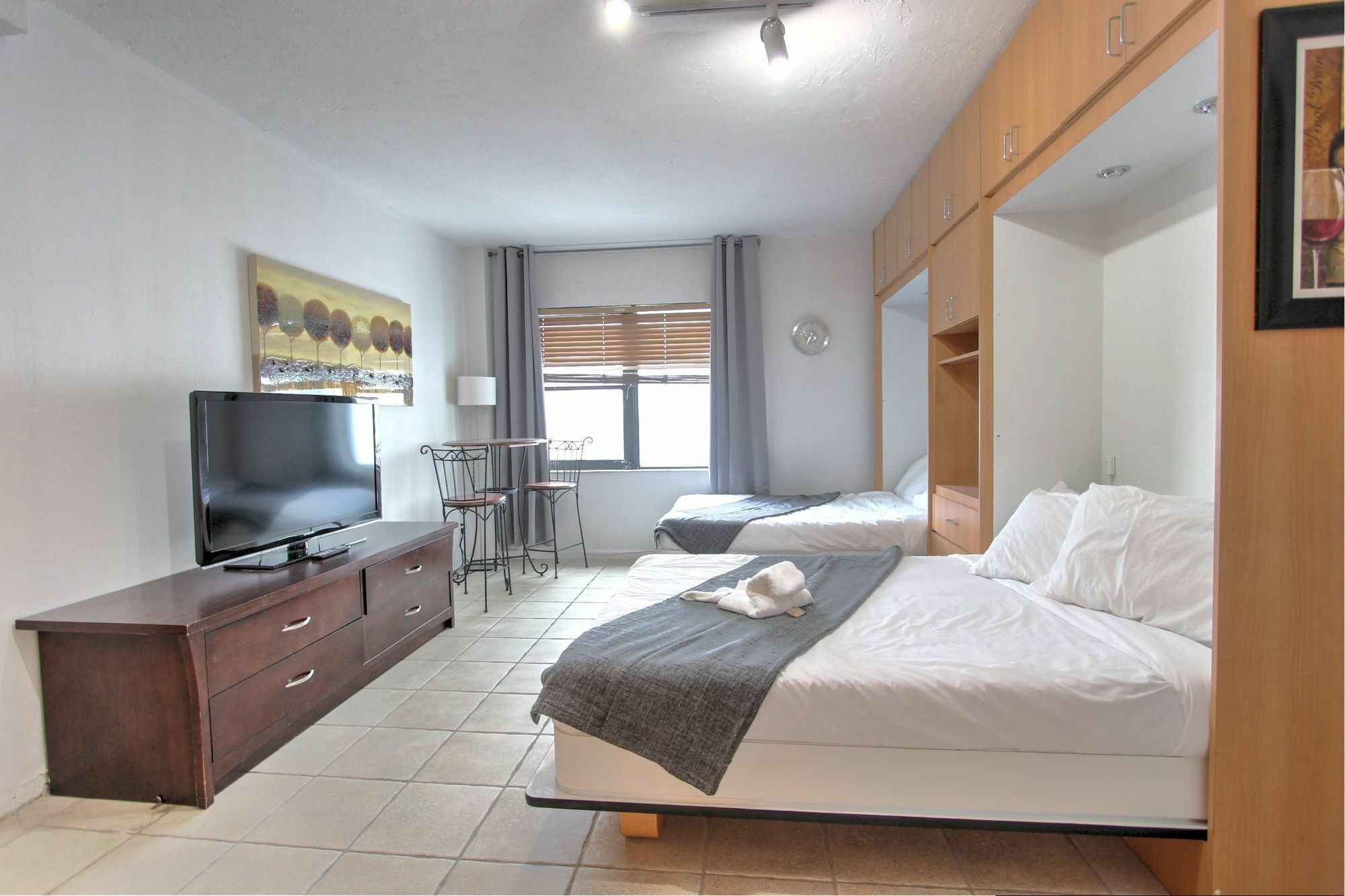 Private Apartments At The Casablanca Miami Beach Exterior foto
